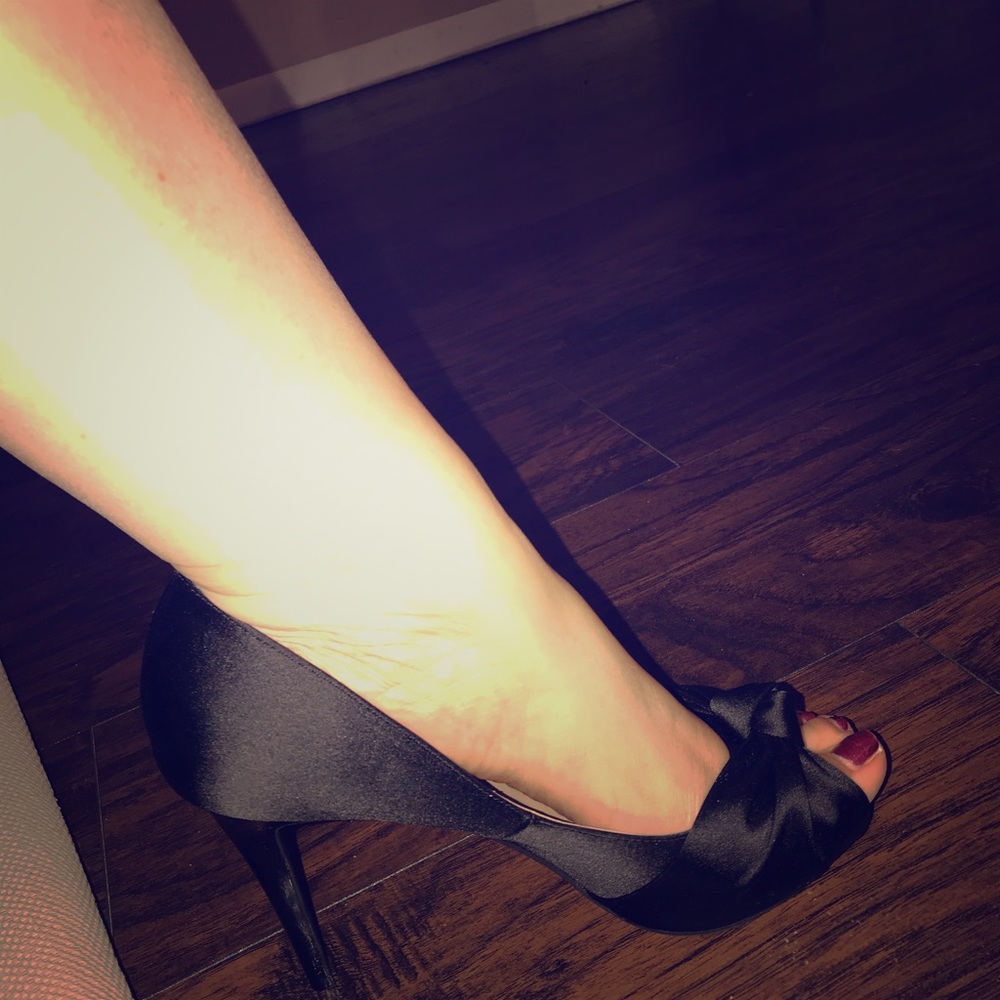 BEBE BLACK SATIN PEEPTOE STILETTO